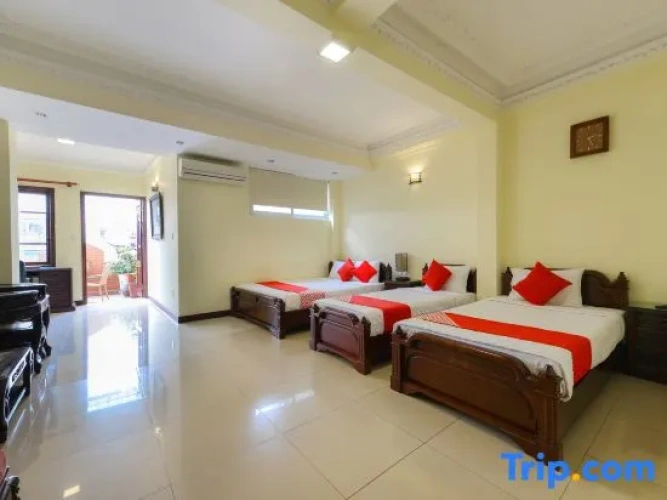 Quadruple Family Suite with balcony