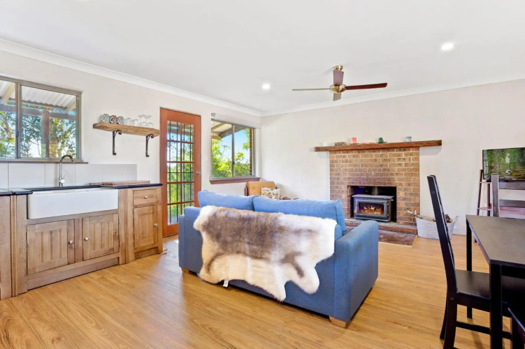 Braeside Cabin Three - Parsonsia