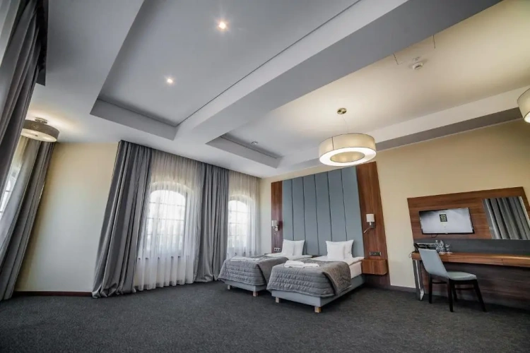 Deluxe Family Suite