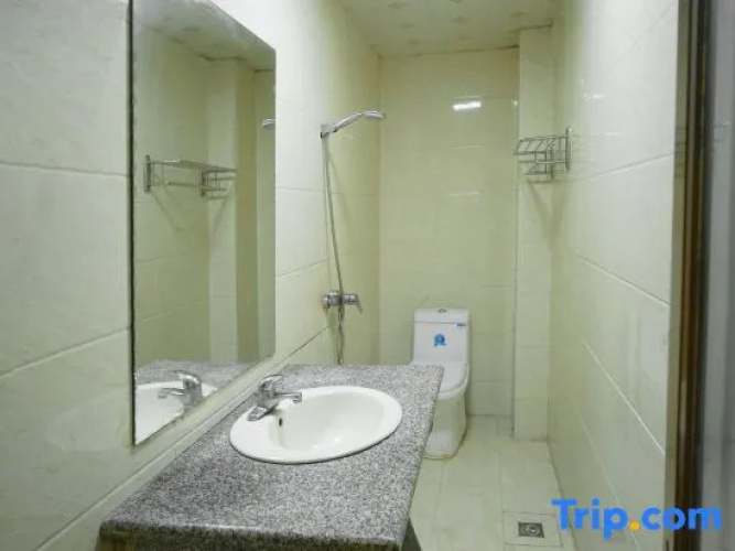 Quzhou Zhenxing Hotel