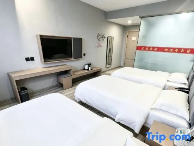 Deluxe Triple room