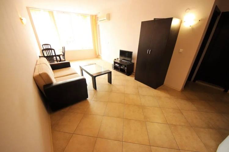 Comfort Apartment with pool view