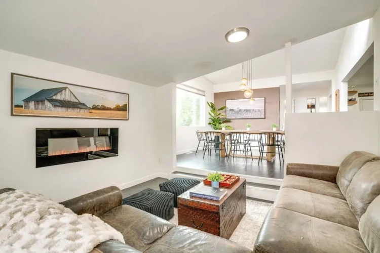 4 Bedrooms Cottage