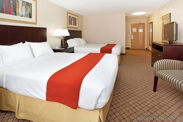 First Choice Inns at the Swell