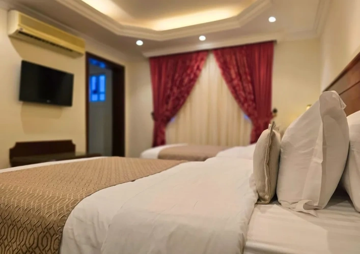 1 Bedroom Superior Double room with city view