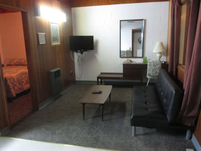 Ace Crown Motel