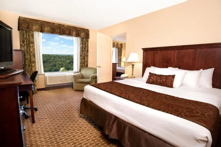 2 Bedrooms Double Suite
