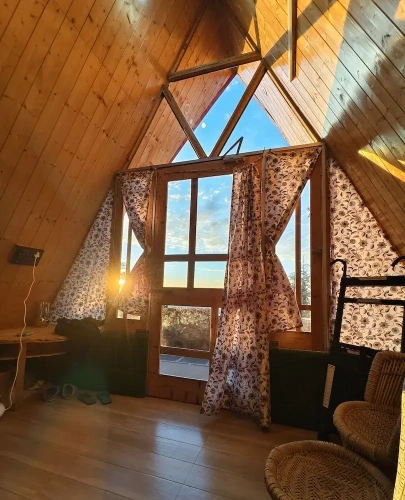 Comfort room with balcony and with mountain view