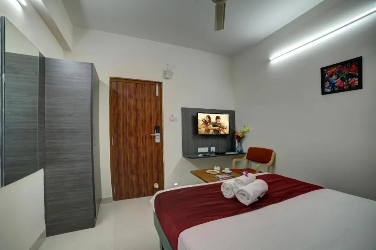 SM Royal Suites
