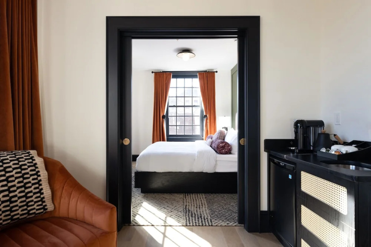 Hotel Thaxter