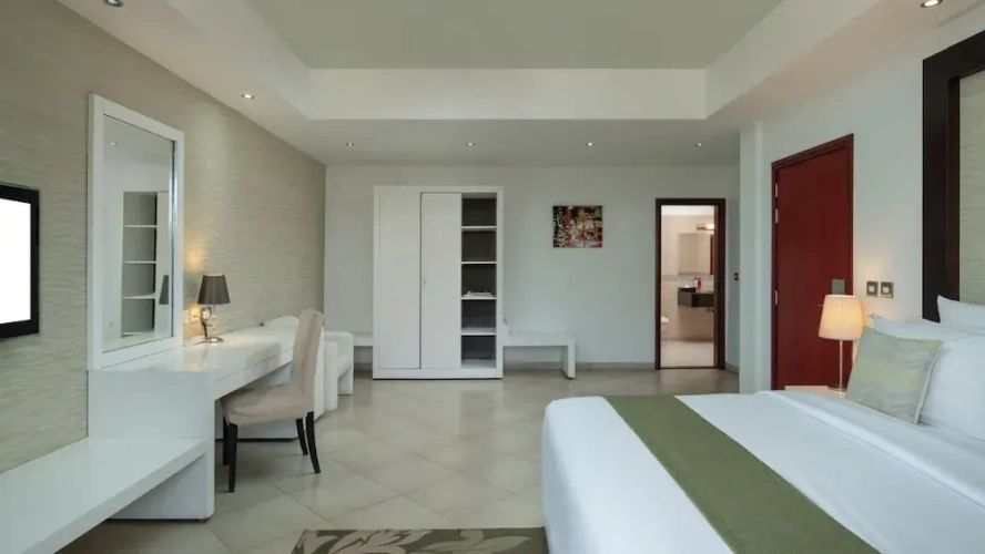 Suite with balcony