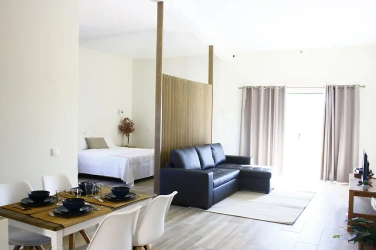 Deluxe Suite with balcony