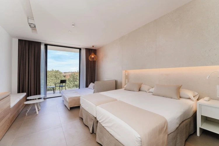 Junior Suite with balcony