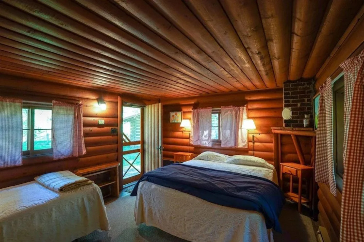 Ennis - T-lazy-b Ranch