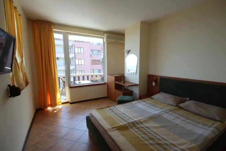 Standard Double room with view