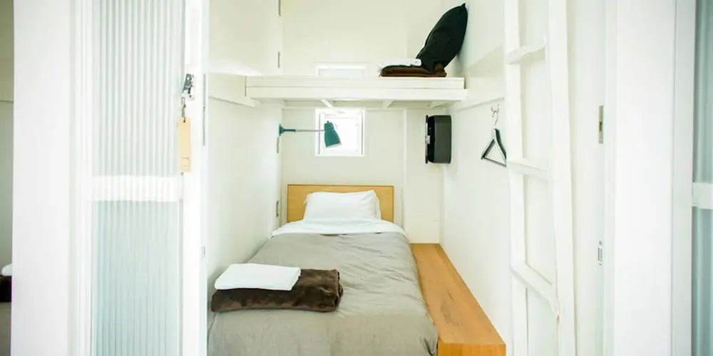 Route - Cafe and Petit Hostel