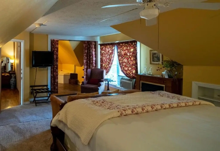 Standard Double room with view
