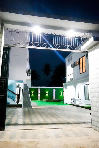 Greenlight Apartments