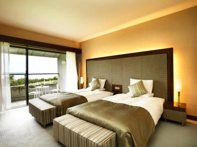 Suite with garden view