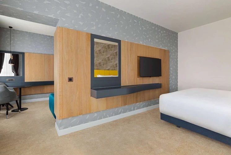 Double Suite