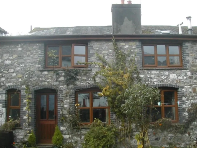 3 Bedrooms Double Cottage