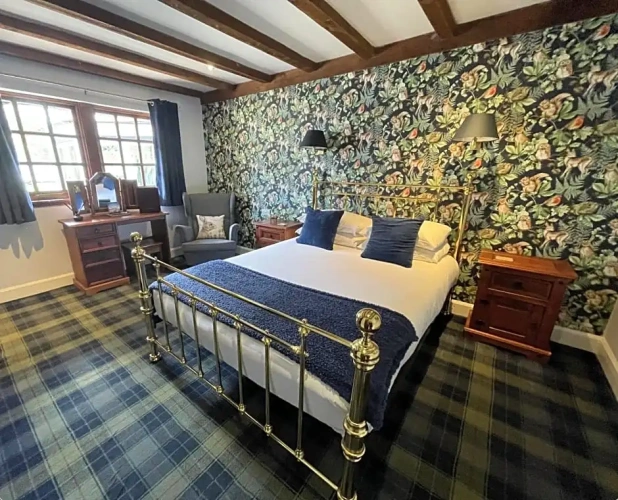 Double Cottage