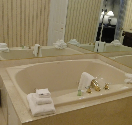 Phoenix Inn Resort