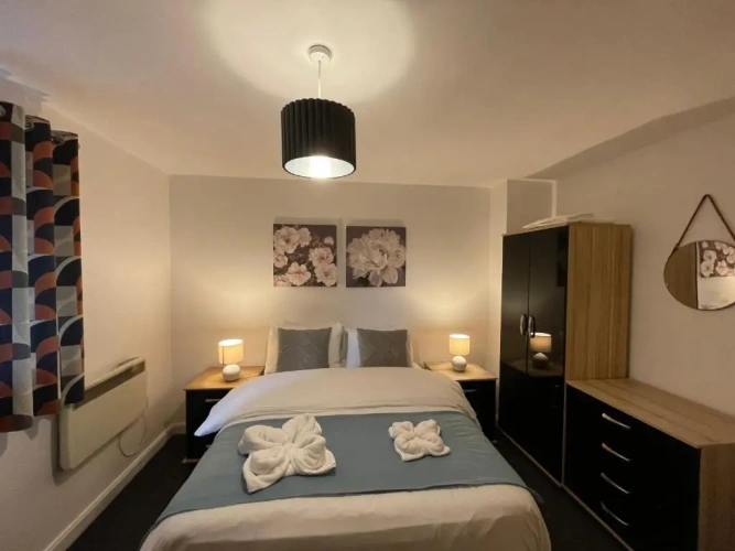 2 Bedrooms Apartment