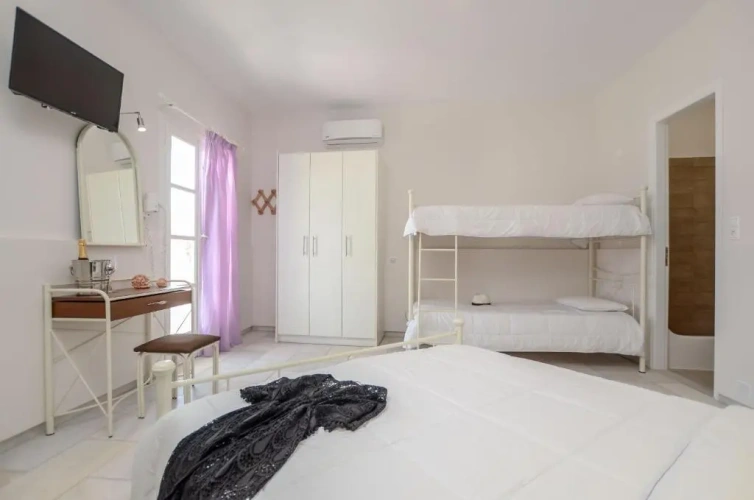 Premium Quadruple room