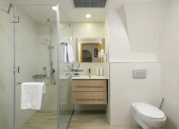 Economy Quadruple room