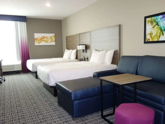 Deluxe Quadruple room