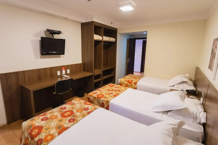 Deluxe Triple Apartment