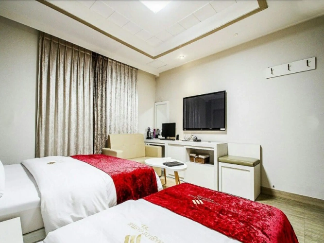 Deluxe Twin room