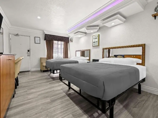 Standard Quadruple room