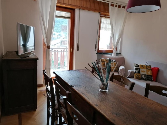 3 Bedrooms Apartment