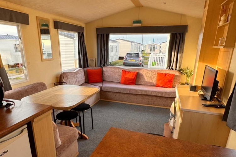 3 Bed Caravan, 8 Berth, Pet Friendly, Parking