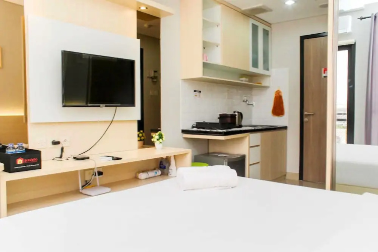 Homey And Tidy Studio Monroe Tower Apartment