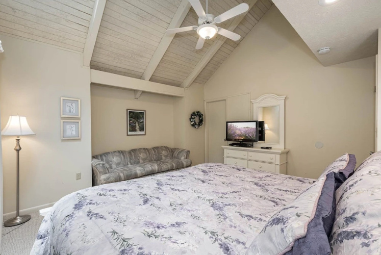 180 Degrees by Taylor Made Deep Creek