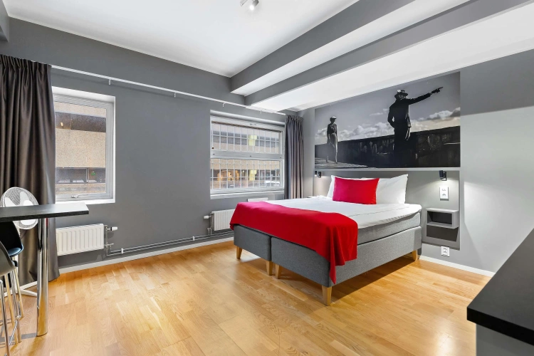Guest rooms