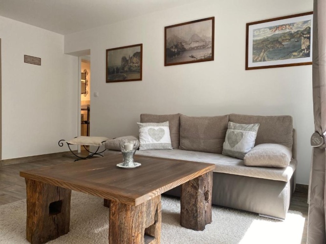2 Bedrooms Apartment with balcony and with view