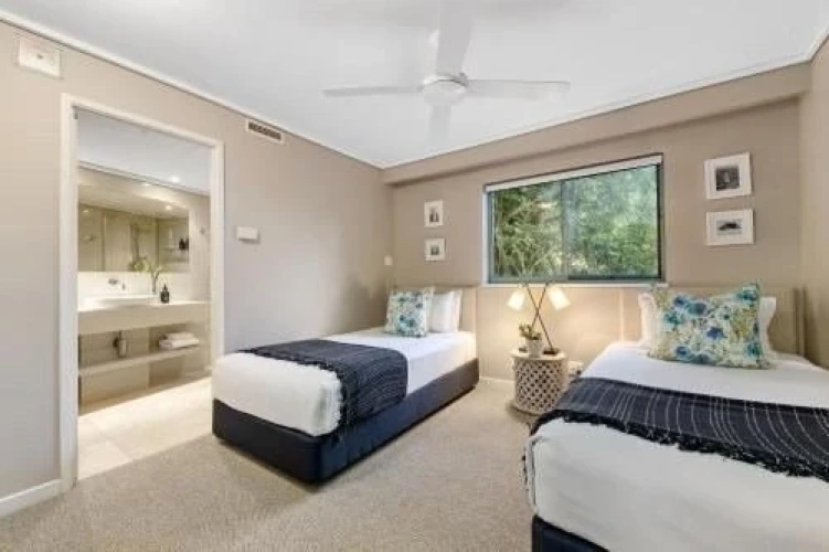 Apartment 5 Hastings Park