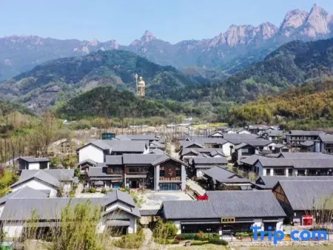 Hotel MoMc Jiuhuashan