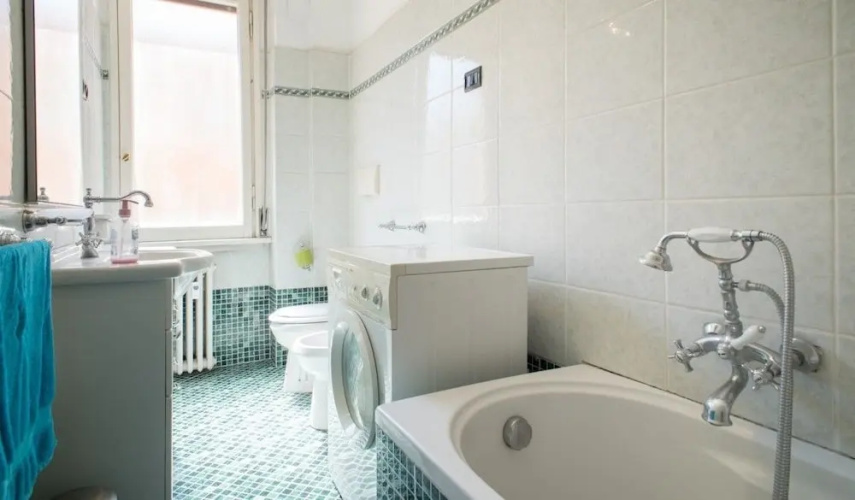 Bright Apartment