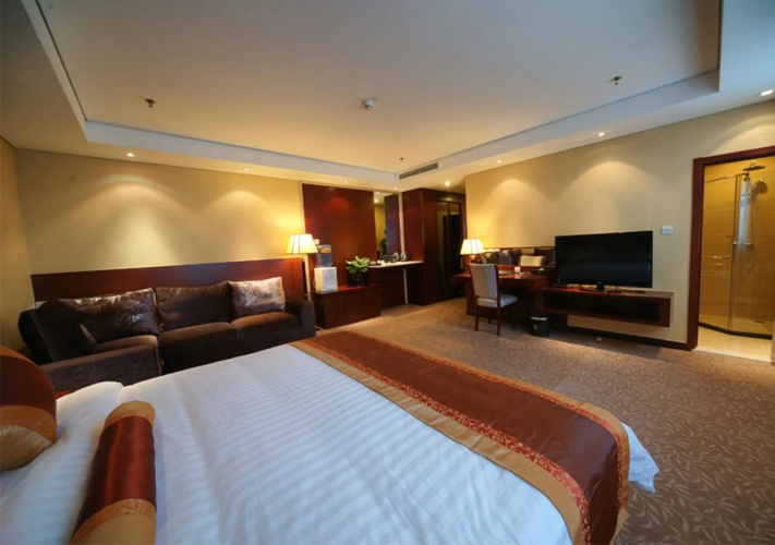 Golden Sun Commercial Hotel
