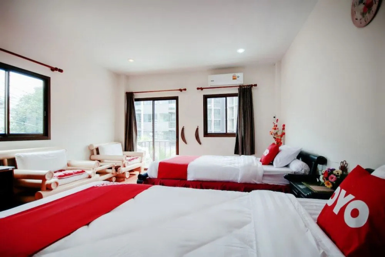 OYO 888 Apinya's Place Karon