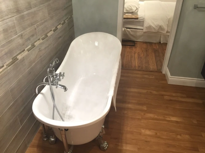 Quadruple Suite