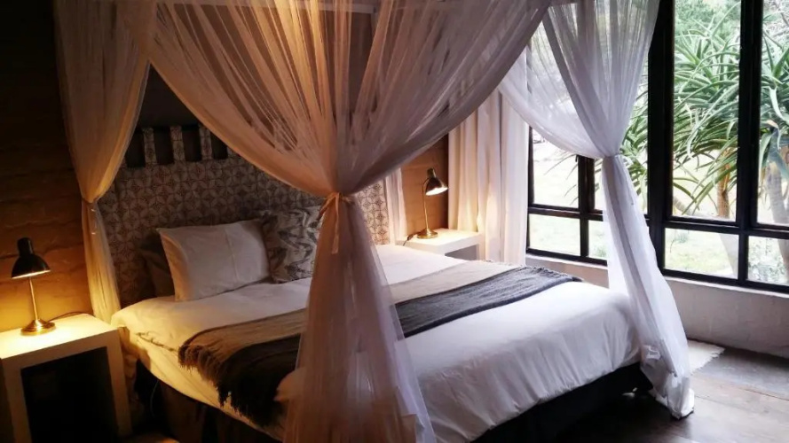 Hornbill House
