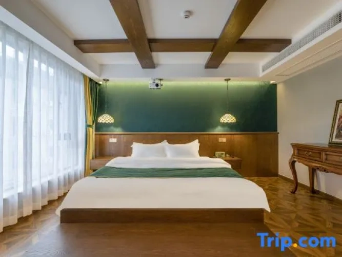 Standard Double room with mountain view