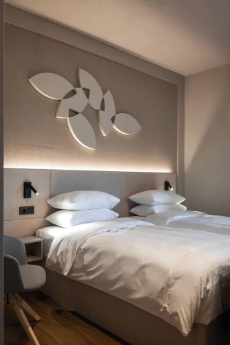 Standard Twin room with balcony