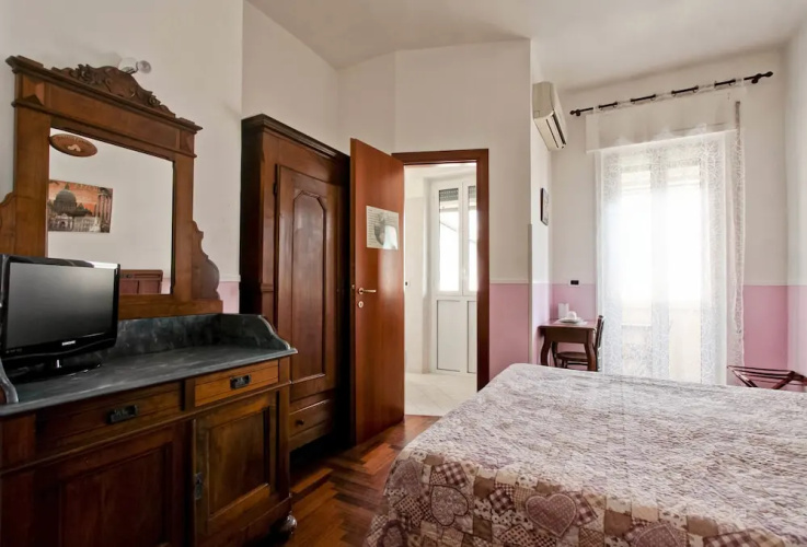Rent Rooms Filomena & Francesca